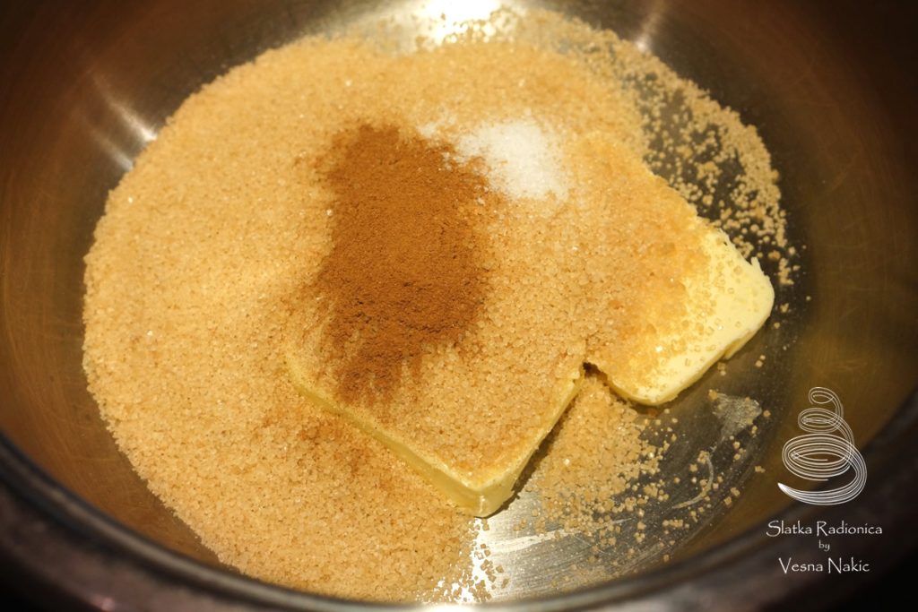 Bananas Foster, banane, sladoled, pržene banane sa sladoledom