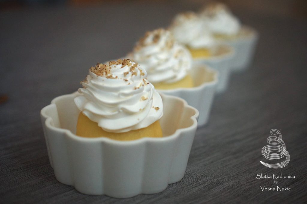 tufahije u zdjelicama