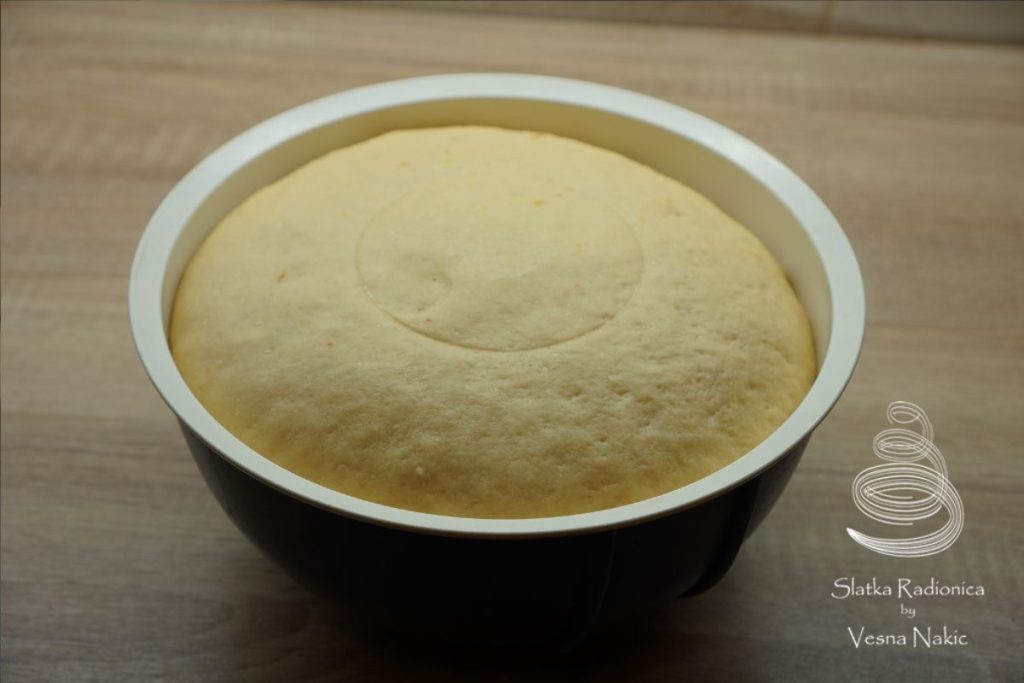 Pinca, pogača ili sirnica - dizanje tijesta 2. faza