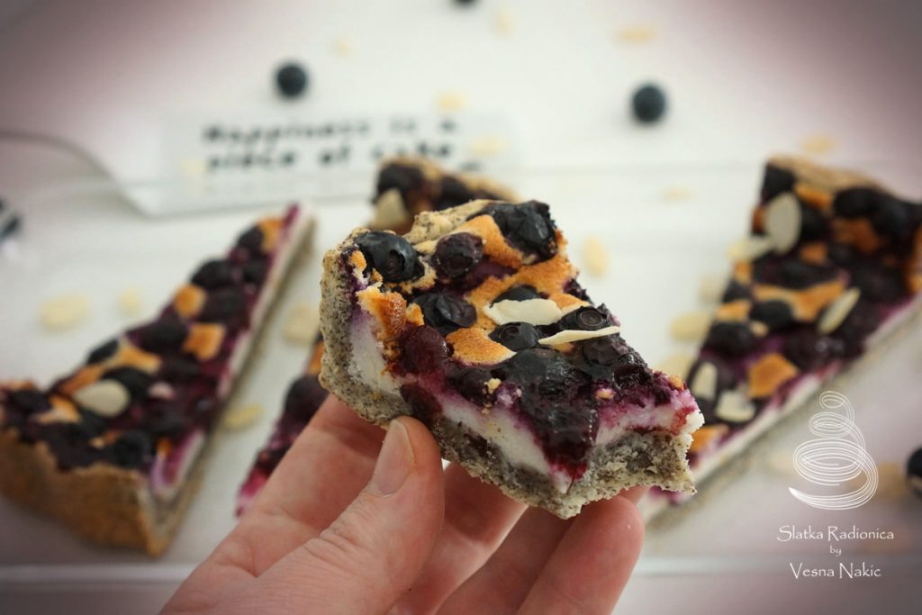 Mak tart s borovnicama