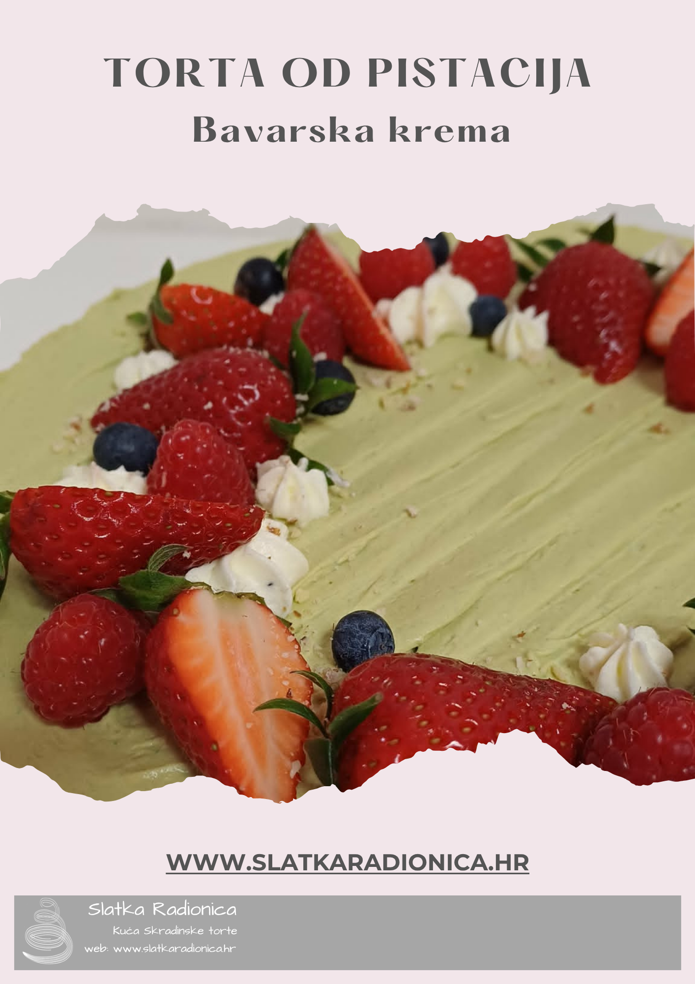 Torta od pistacija bez pečenja, ukrašena bobičastim voćem